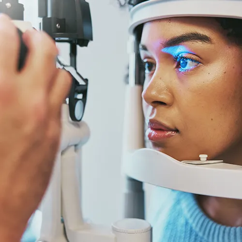 Imagem de um exame oftalmológico (exame ocular) de Diagnóstico por imagem – exames modernos que avaliam estruturas oculares, realizado nos hospitais de olhos da Rede Vision One.