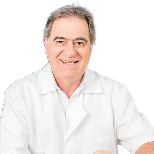 Dr. Luiz Carlos Molinari Gomes olhando para frente