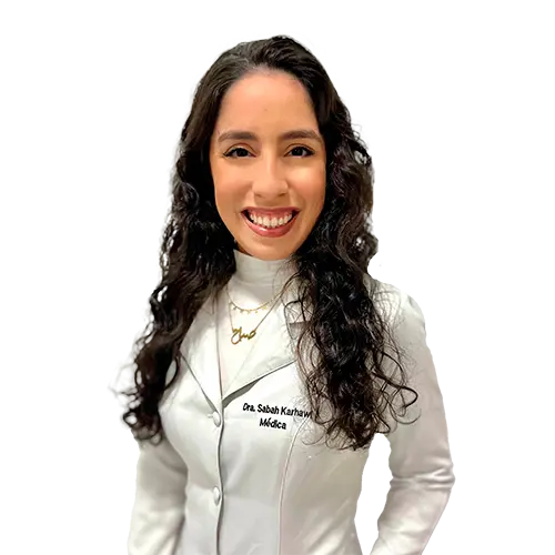 Dra. Sabah Karhawi olhando para frente