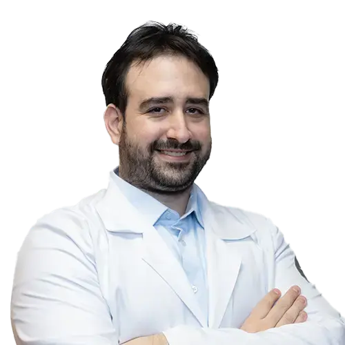 Dr. Paulo Alberto Cervi Rosa olhando para frente