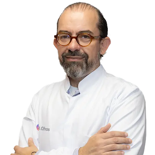 Dr. Pedro Antonio Nogueira Filho olhando para frente