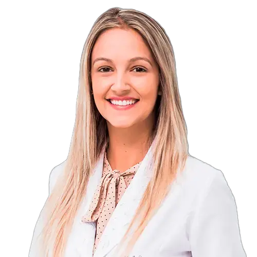 Dra. Juliana Araujo olhando para frente