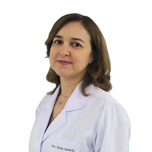 Dra. Karla Beltrão olhando para frente