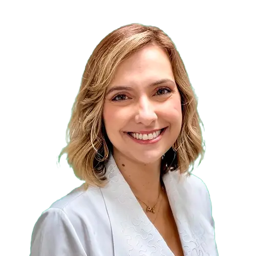 Dra. Marcela Ferraz Costa Bezerra olhando para frente