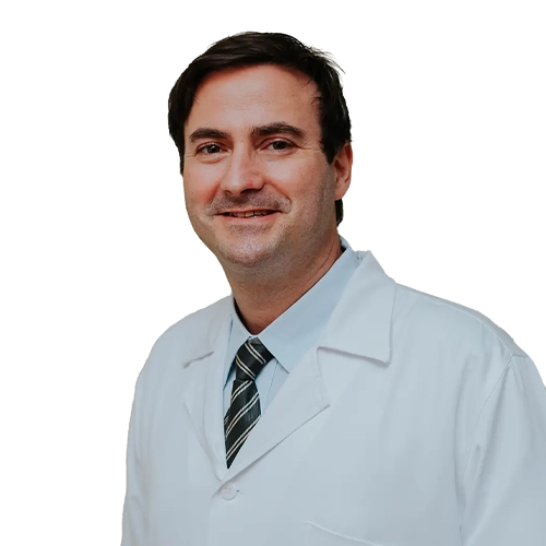 Dr. David Kirsch olhando para frente, posando em um retrato colorido, em uma foto profissional, realizada para Vilar Hospital de Olhos , em Teresina, PI