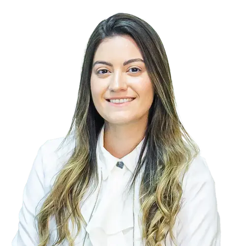 Dra. Glinyan Guerra Santos olhando para frente