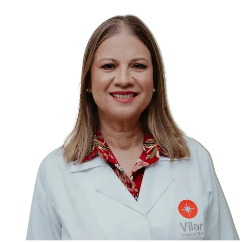 Dra. Patrícia Dália Medeiros olhando para frente