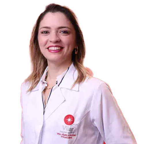 Dra. Virginia Lucia Bezerra Costa de Moraes olhando para frente